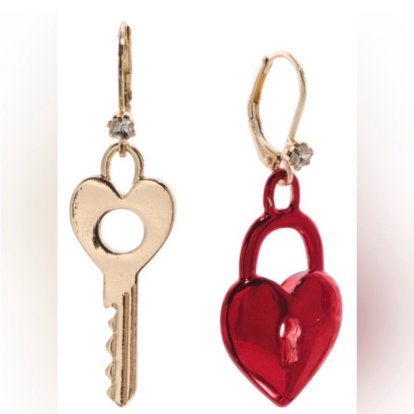 Betsey Johnson Jewelry - New Betsey Johnson Sweetheart Lock & Key Drop Earrings